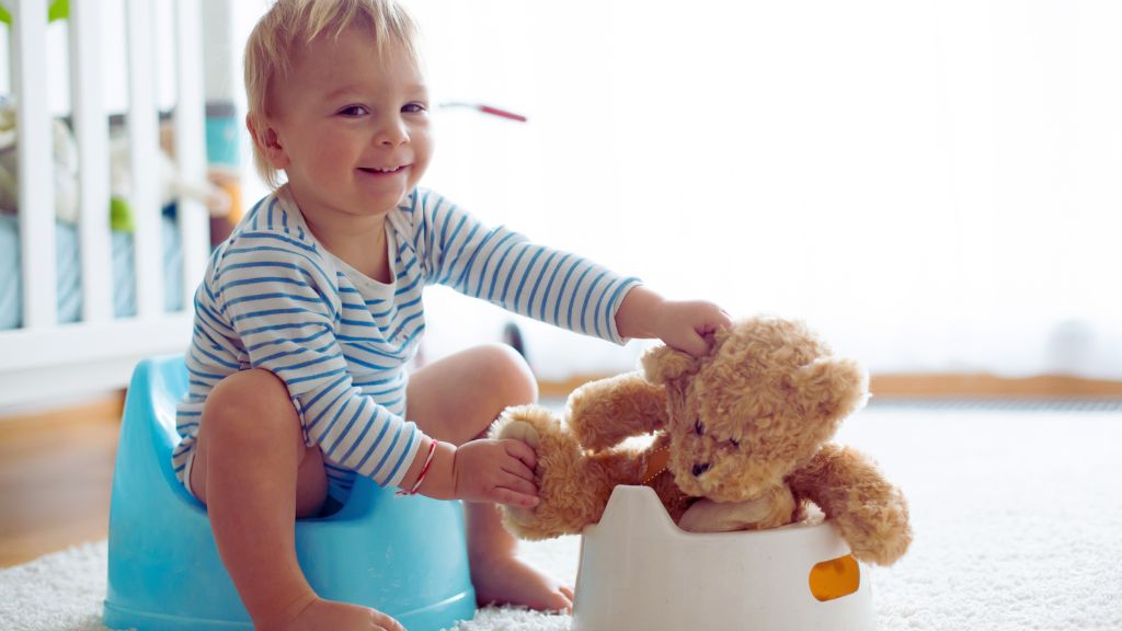 Our Guide to Easier Toilet Training with Autism: 6 ABA Tips!